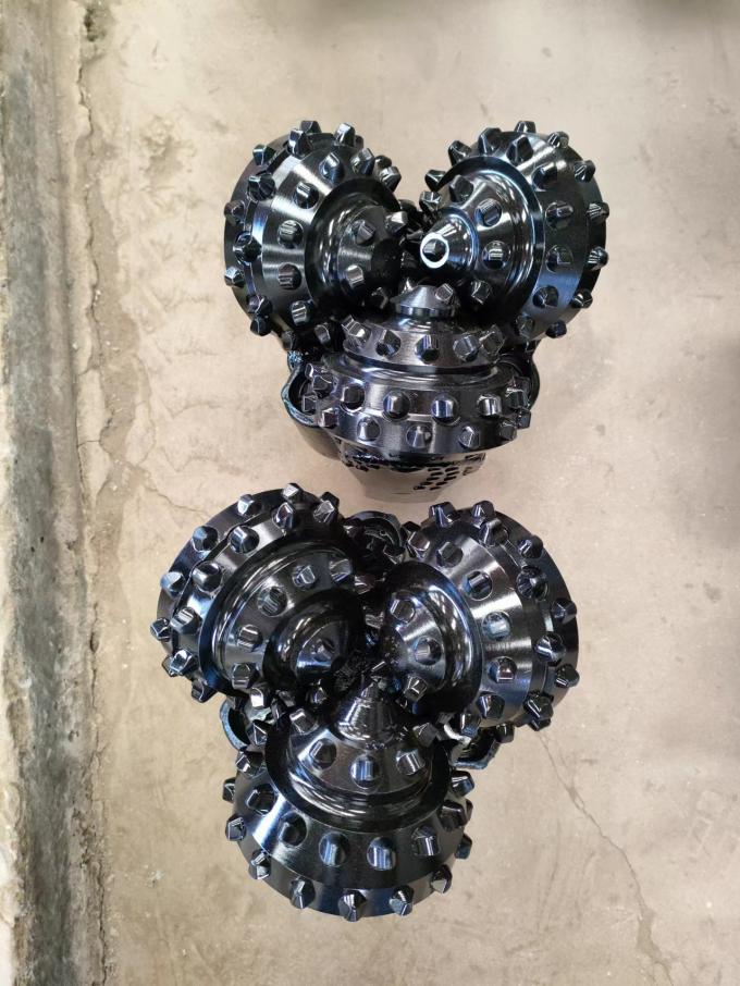 Adaptateur féminin 2-3/8 REG féminin 4- 1/2 REG 3