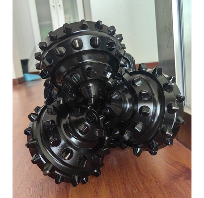 peu de roche tricône de 6 1/2 » 165.1mm Iadc 437 Api Standard