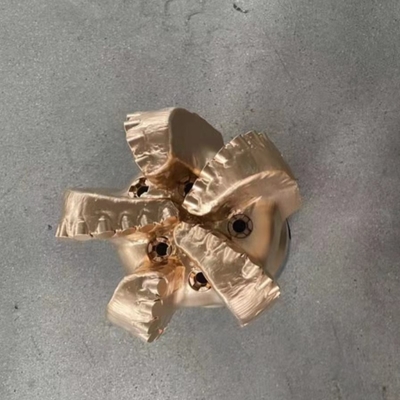 8-1/2 &quot; IADC M323 puits de pétrole PDC Forage avec corps de matrice pour la roche dure