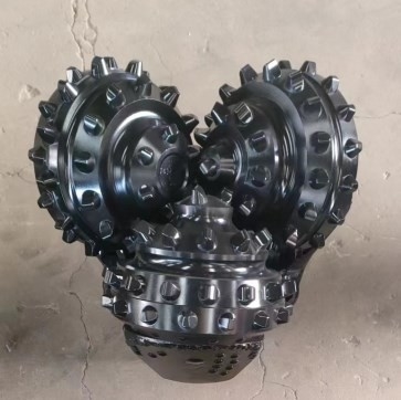 14 3 / 4 Iadc517 Api Tricône de dent en acier Hard Rock ouvert ou roulement scellé
