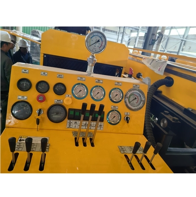1640 pieds GLXD-4 Diamond Core Drill Rig Full Hydraulic Mining Basé sur le châssis de la roue