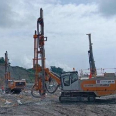 Machines de forage de surface DTH intégrées pour l'extraction de minerai