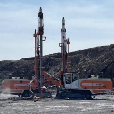 Exploitation minière des roches Forage par soufflage Compresseur d'air Forage de surface intégré DTH Machines