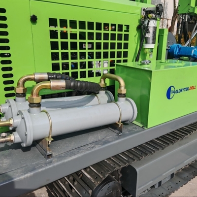 Forage hydraulique à noyau complet pour l'exploration géotechnique