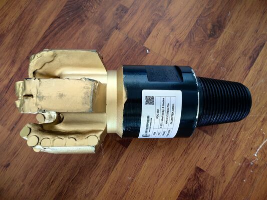 8 1/2 pouces 5 lames PDC perceuse pour le forage de puits d'eau avec fil API REG